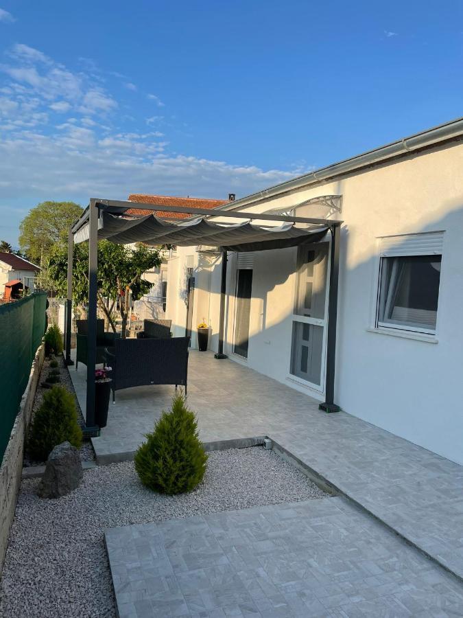 Apartman Ana Apartman Crno Kültér fotó